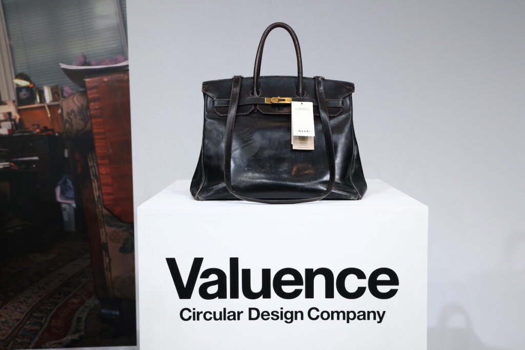 Photo by バリュエンスジャパン-オリジナル・バーキン